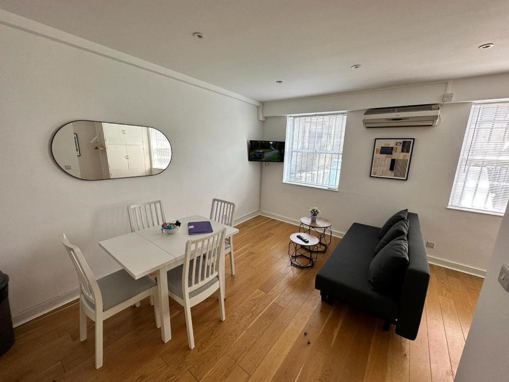2B Soho Studios By Indigo Flats Sleeps 4 London Exterior photo